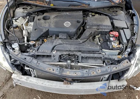 2015 Nissan Altima 2.5 из США, поврежденный, VIN 1N4AL3AP2FC288853